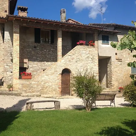 Alloggio per agriturismo Fattoria Di Rigone *